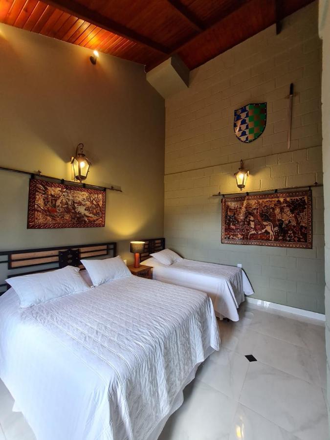 Pousada Camelot Inn Alto Paraíso de Goiás Exterior photo